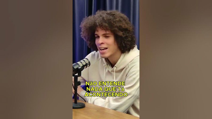 Você Não Pode Dizer Que Não Existe Uma Paixão Ali - LOL e Card Games