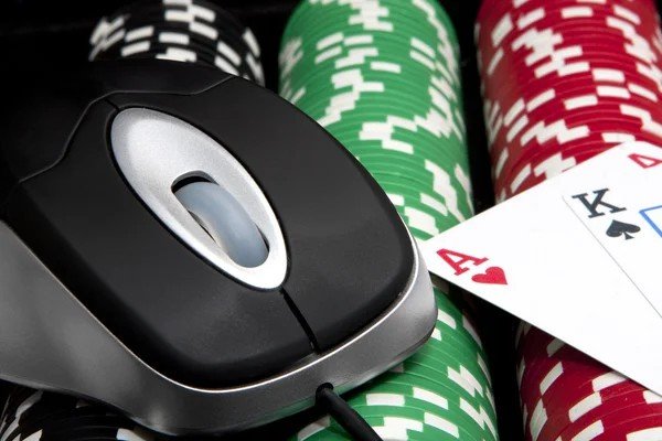 Most Popular Casino Card Games in the UK for 2022 That You Can Try