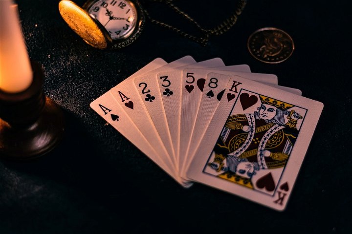 A Look at the Most Popular Blackjack Variations to Try Online