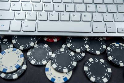 High Stakes, Higher Rewards: A Guide to Playing Online Poker