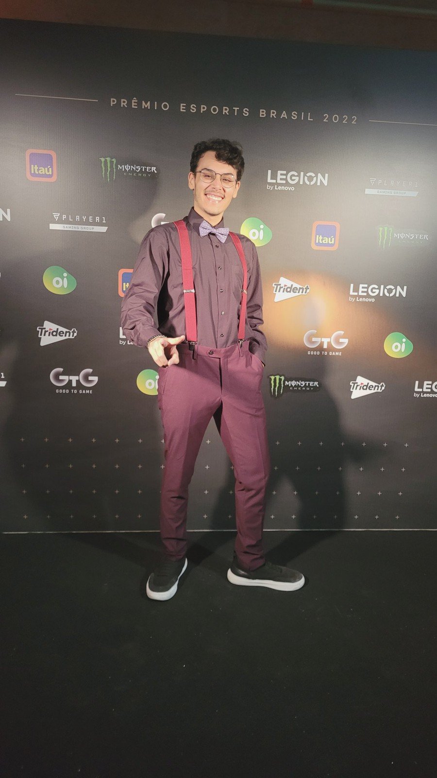 Me at Brazil's Esport Awards in 2022 representing Runeterra for the second time.