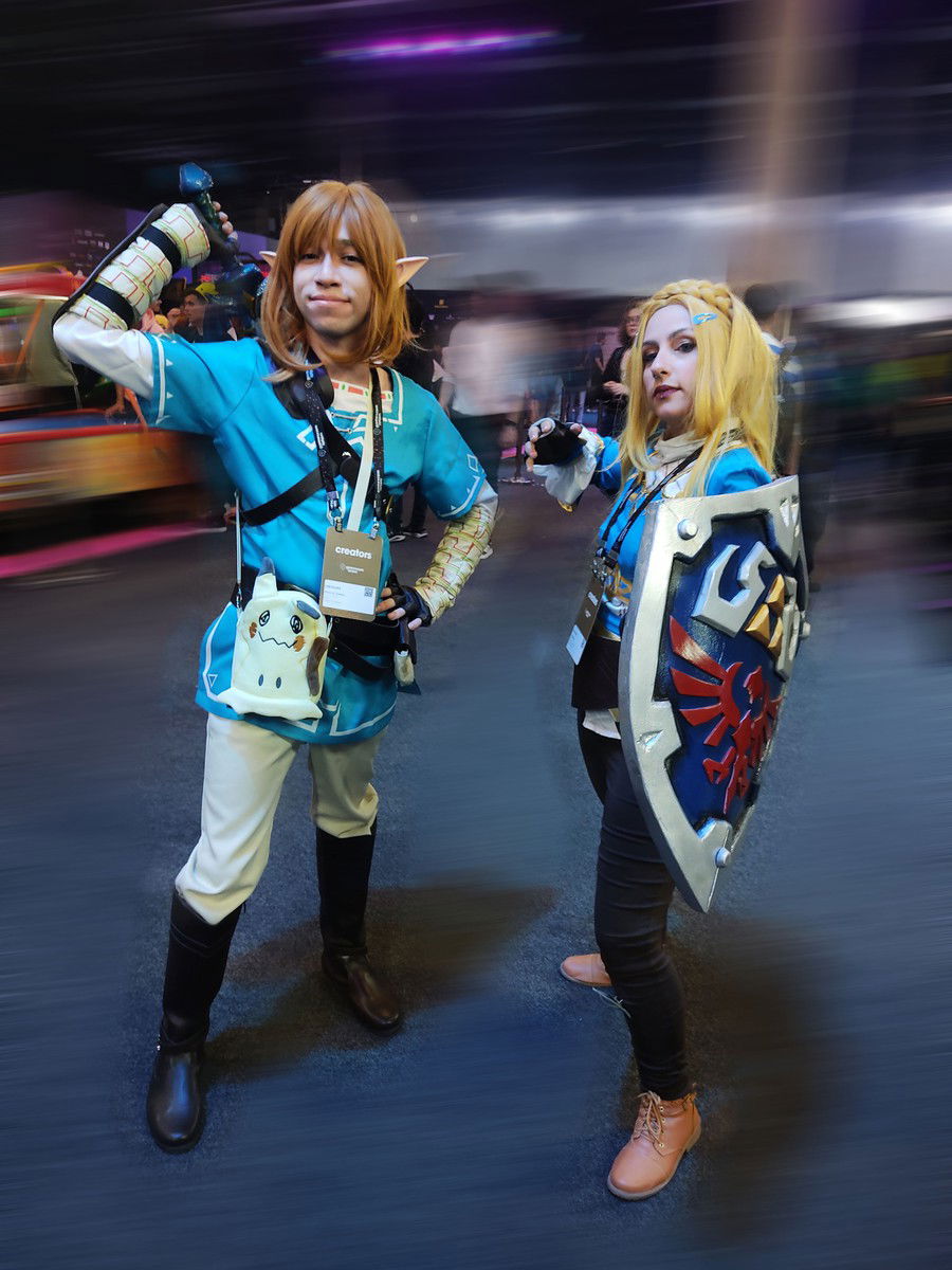 Cosplayers: On the right, _tatacos, on the left, buth_ / Photo: Meline Hoch