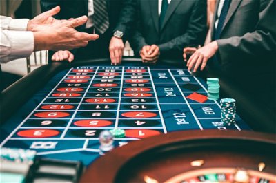 Which casino games and sports betting options can you use with an active bonus?