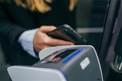The Evolution of Mobile Payments: From Cash to Contactless and Pay by SMS Casino