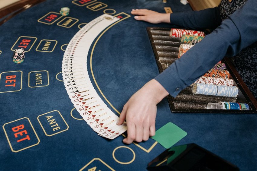 The Thrilling World of Casino and Card Games: A Journey into Entertainment and Skill